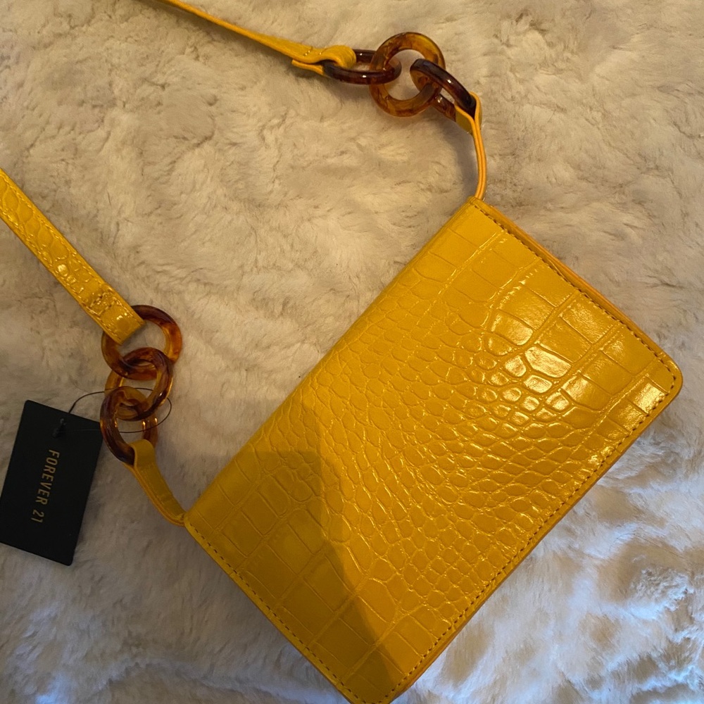 Cross body purse